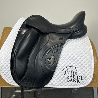 Image of 17.5 inch Fairfax World Class Dressage II Black Adjustable