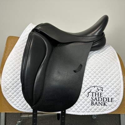 Image of 17.5 inch Loxley Dressage Black Adjustable
