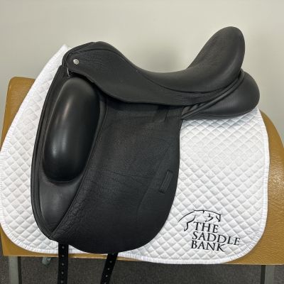 Image of 17.5 inch Custom Saddlery Icon Flight Black Medium Wide