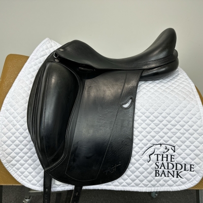 Image of 17 inch Equipe Emporio Monoflap Dressage Black Medium Wide