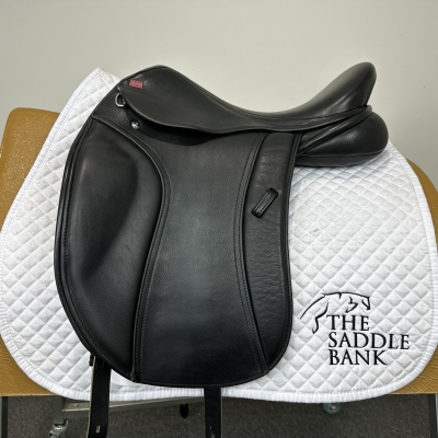 Image of 16.5 inch GFS Transition DS Dressage S707 Black Adjustable