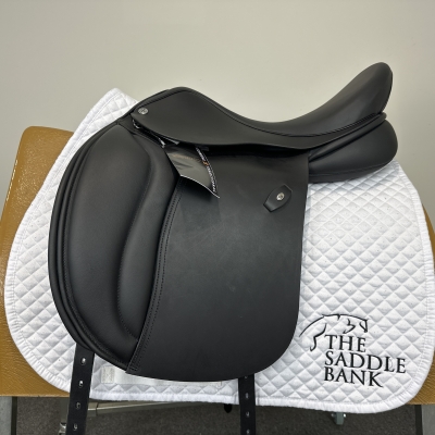 Image of Ideal Technical and Traditional (T and T) Twinflap Dressage