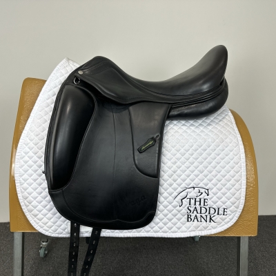 Image of 17.5 inch Amerigo Vega Dressage Siena Monoflap Black