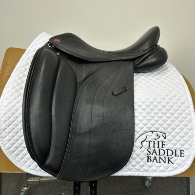 Image of 16.5 inch GFS Monarch Cob Dressage S656 Black Adjustable