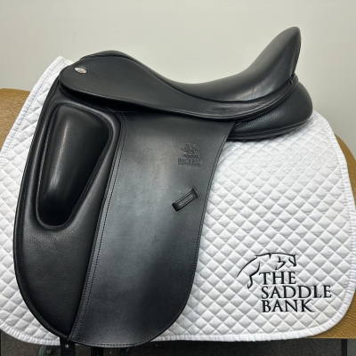 Image of 17 inch Fairfax Classic Monoflap Dressage Black Adjustable