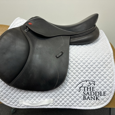Image of 16.5 inch John Whitaker Rio Pony Adjustable Gullet Brown Adjustable