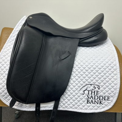 Image of 17.5 inch Harry Dabbs Classic Dressage Black Wide