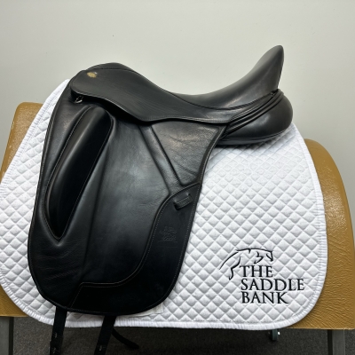 Image of 17 inch Fairfax Original Monoflap Dressage Black Adjustable
