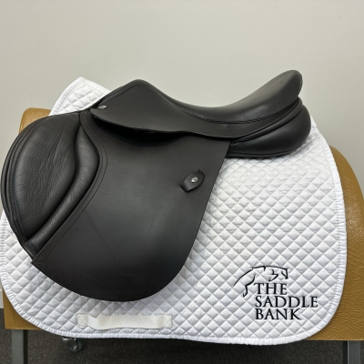 Image of 17 inch Ideal Technical and Traditional (T and T) Twinflap Jump Brown Adjustable