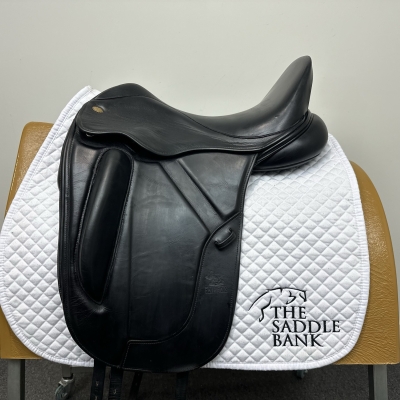 Image of 17 inch Fairfax Original Monoflap Dressage Black Adjustable