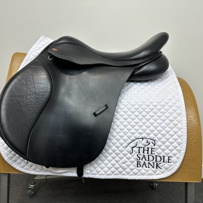Image of 17.5 inch Kent and Masters Original Flat back GP MGU Black Adjustable